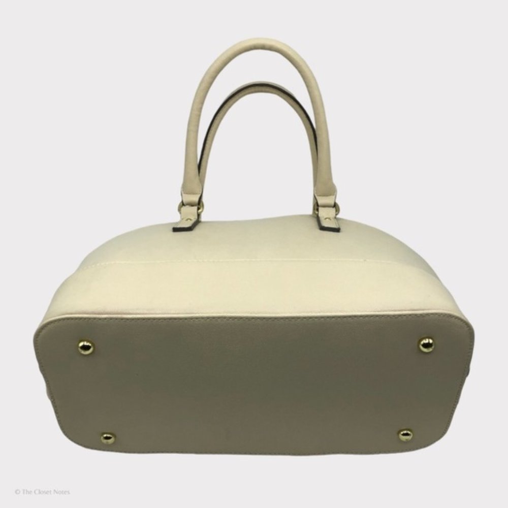 NWT Cream Hand Bag